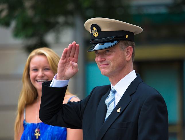 Actor Gary Sinise Made Honorary Chief at Navy Memorial Ceremony (photos) -  The Georgetowner