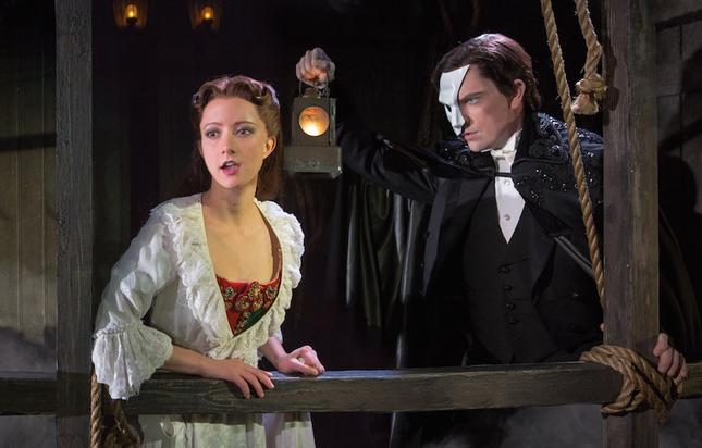 Katie Travis and Chris Mann in "The Phantom of the Opera."