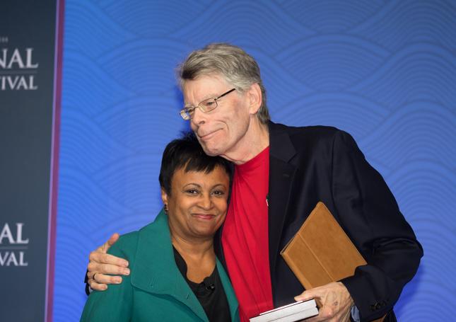 Carla Hayden, Librarian of Congress, presents Stephen King with the Literacy Champion Award for his body of work and commitment to education.