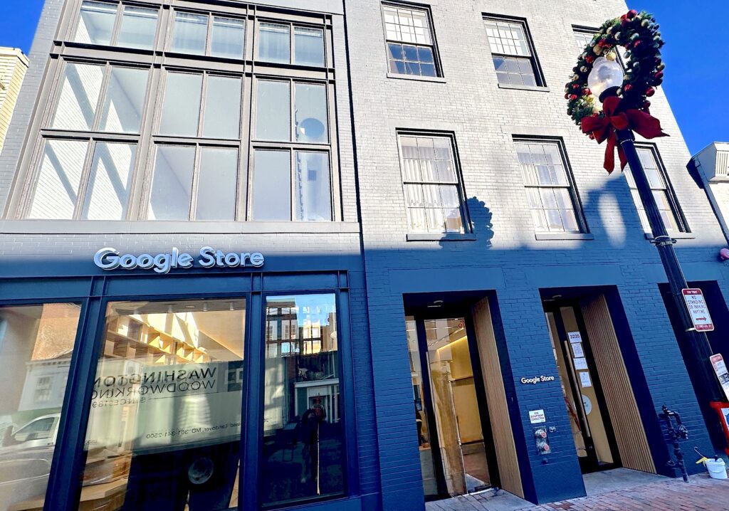 Business Ins & Outs: Google, Lil Sweet Treat, Salt & Sundry